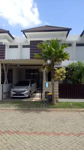 Dikontrakkan rumah 2 lantai di Grand Permata Jingga Malang