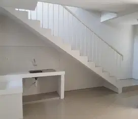 Rumah Dijual di Royal Residence Harga Murah Dekat Citraland Surabaya