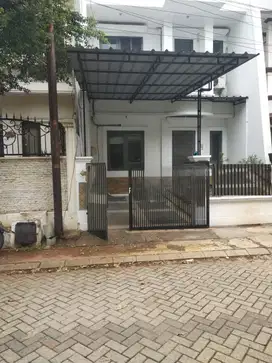 DISEWA RUMAH VILLA PERMATA GADING UKU 6X16 KOMPLEK EKSKLUSIF HDP SELAT