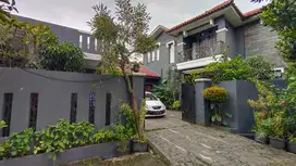 RUMAH MEWAH POTENSIAL, STRATEGIS PUSAT KOTA, NEGO KERAS
