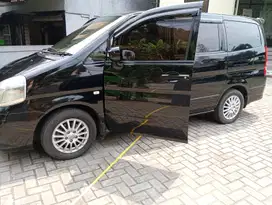 Nissan Serena 2012 Bensin