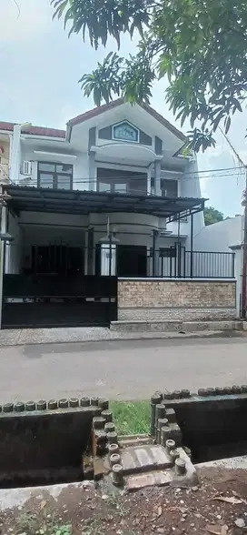 Jual Rumah Siap Huni di Pakis Tirtosari dekat Dukuh Kupang Mayjend SBY