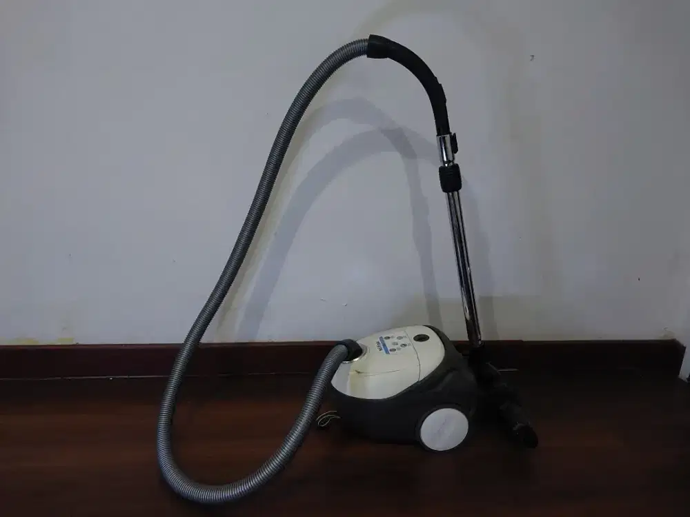Nilfisk One Vacuum Cleaner Dry Portabel