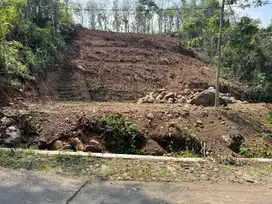 Tanah 1857m2~ 165 Juta Sragen