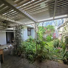Rumah Hitung Tanah Akses Jalan 2 Mobil di Tebet