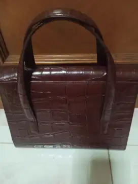 Di jual tas  cantik harga nego