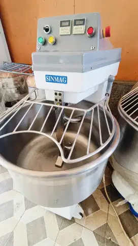 Mixer spiral SINMAG 25kg