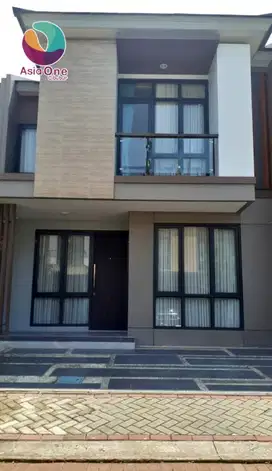 Dijual cepat rumah minimalis 2 lantai siap huni di kota wisata