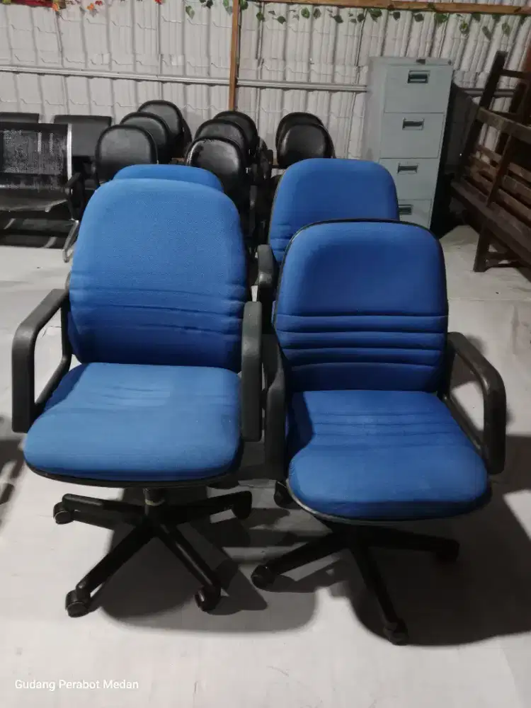 Jual Kursi Kantor Manager Roda Hidrolik Bekas