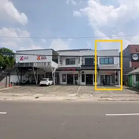 Disewakan Ruko 2 Lantai, di Benda Raya, Cilandak Timur