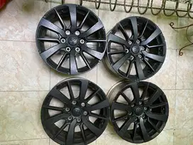 Velg Pajero Dakar Ori R18