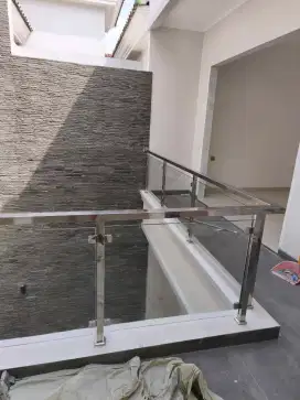 Tukang las stainless / besi