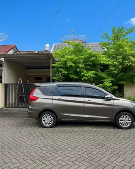 Rumah Pantai Mentari Strategis Siap Huni Semi Furnished Carport