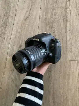 KAMERA CANON 77D + KIT