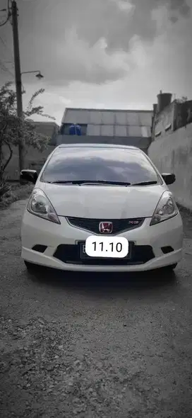 Jazz RS 2009 Istimewa