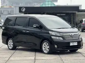 Toyota Vellfire 2.4 V AT 2011 CBU Jepang Full Spec ada Cool Box