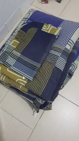 1 set sprey dan bedcover dijual cpt
