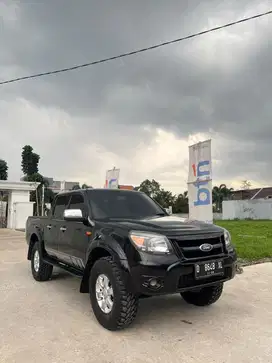 Ranger XLT double cabin tahun 2010 4x4 manual