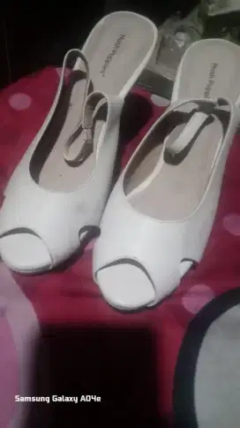 Dijual sepatu higheels