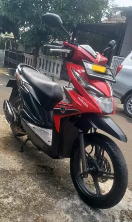 Honda beat cbs iss 2019 tangan pertama