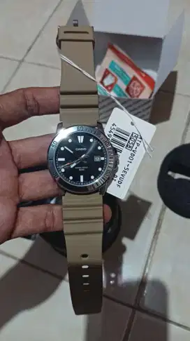 Jam tangan casio baru
