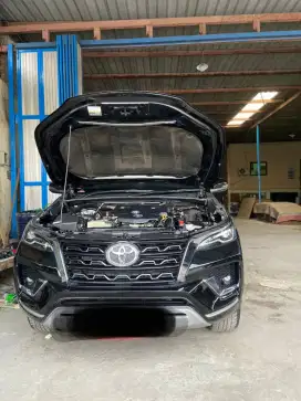 Fortuner VRZ 2022 Hitam – Kondisi Istimewa, Tangan Pertama, Siap Pakai