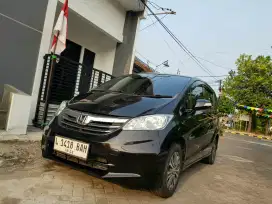 Honda Freed 1.5 E PSD 2012 A/T Pemakaian Pribadi Full Orisinil