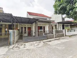 Rumah paulan colomadu solo