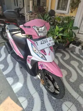 TVS Dazz warna pink