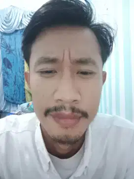 Saya sedang mencari pekerjaan sopir pribadi dan sopir apa saja