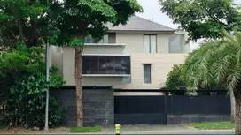 Rumah Di Raya Citraland Surabaya Bagus Dan Terawat Strategis
