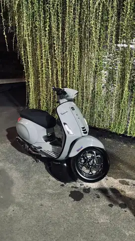 vespa sprint s 150 grey avio 2019 surat lengkap kondisi terawat