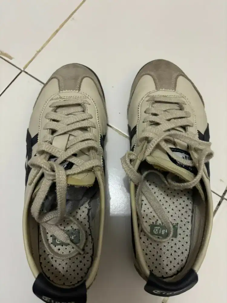 Preloved sepatu onitsuka tiger wanita original store