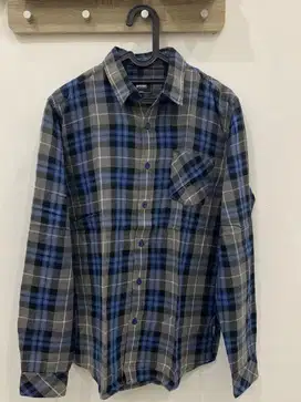 kemeja flanel ripcurl size M