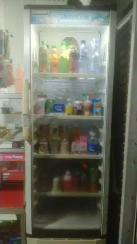showcase second