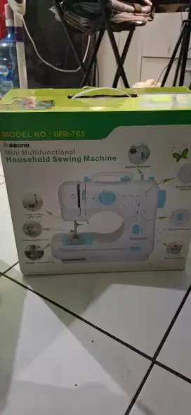 Mesin Jahit Portable