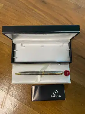 Parker Sonnet Ballpoint Pen Prestige Chiselled Silver
Pulpen