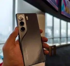 Tecno camon 40 , black like new ex cewe