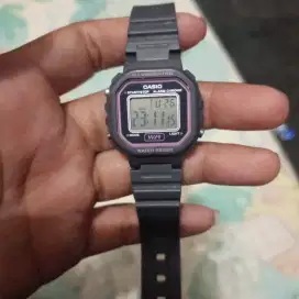 Jam tangan Casio