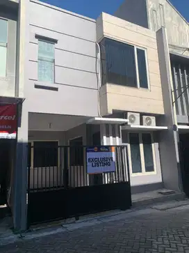 Rumah siap huni Dekat kampus Unair A&B, RSUD Dr Soetomo.    B