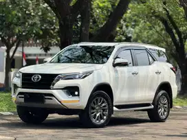 TOYOTA FORTUNER 2.4 VRZ 2022