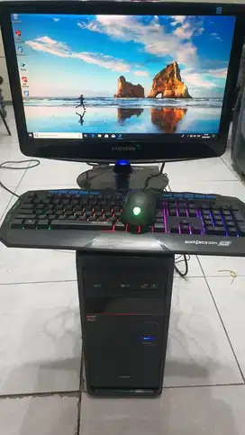 1 Set Komputer Lengkap Siap Pakai