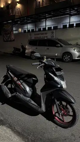 Honda Beat ESP Hitam