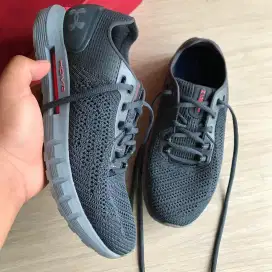 Under Armour Hovr Sonic 2 Gym Running Shoes Olahraga Sepatu Size 41
