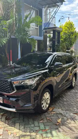 For sale innova Zenix type V hybrid