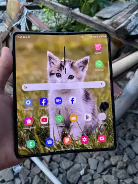 Samsung Z Fold 3 5G (Flagship)