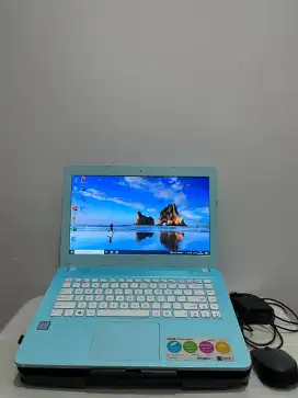 Laptop Asus X441U Core i3 Mulus