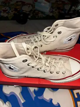 Converse white 70s