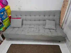 Dijual sofabed baru 6bln pakai