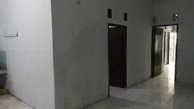 Rumah di perumnas karawaci